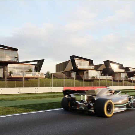 Escapade Silverstone Тостер Экстерьер фото